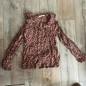 H&M leopard Peter Pan collard neck blouse button front top